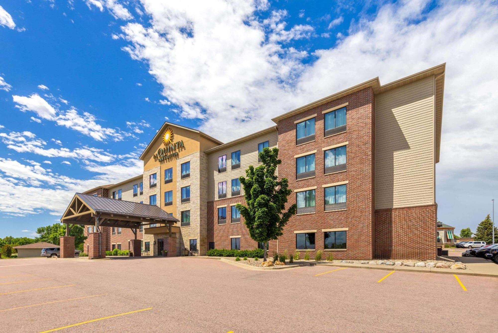 Hotel La Quinta By Wyndham Sioux Falls Extérieur photo